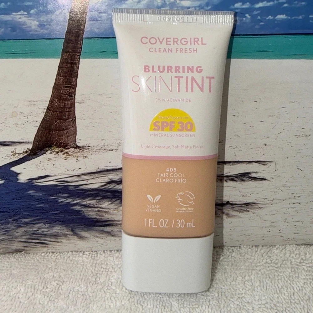 Covergirl Clean Fresh Blurring Skin Tint SPF 30 405 Fair Cool 1oz Niacinamide