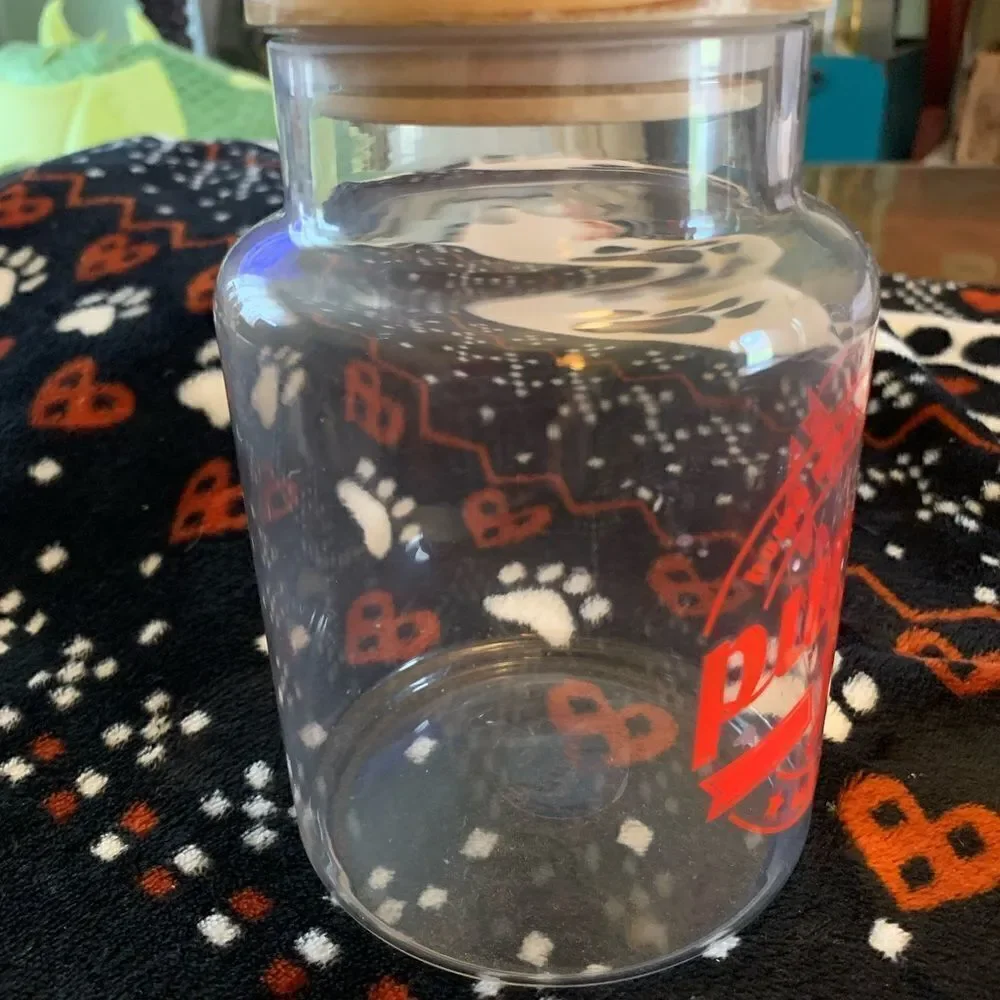 GLASS jars with lids