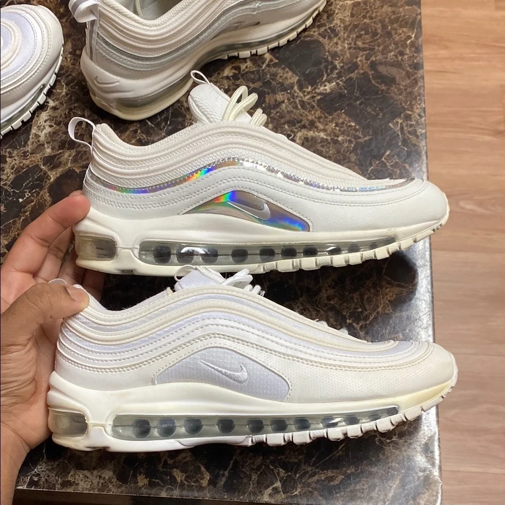 Nike sleek air
