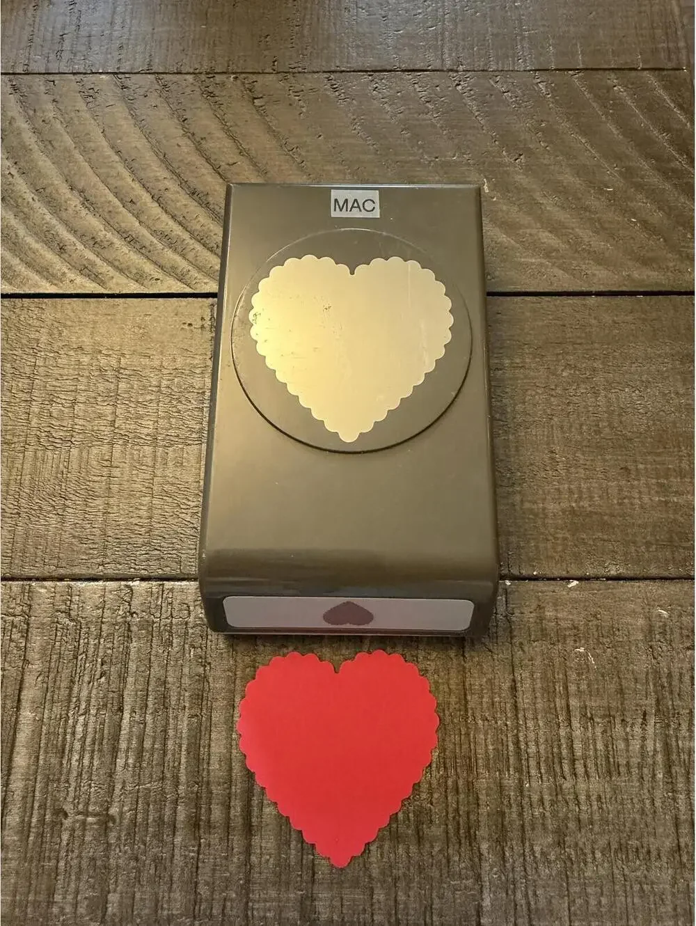 Stampin’ Up Scalloped Heart Shape Punch