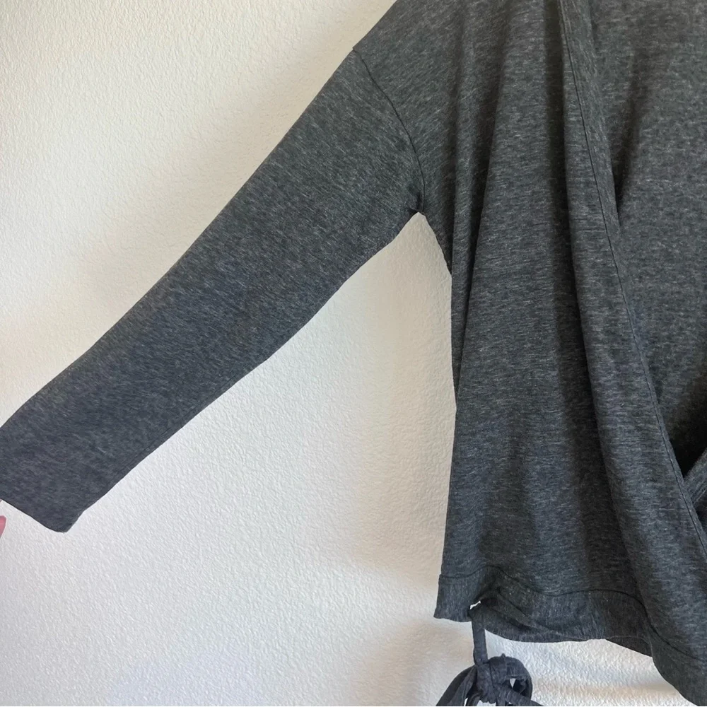 J. Crew Women’s Heathered Gray Long Sleeve Wrap‎ Blouse