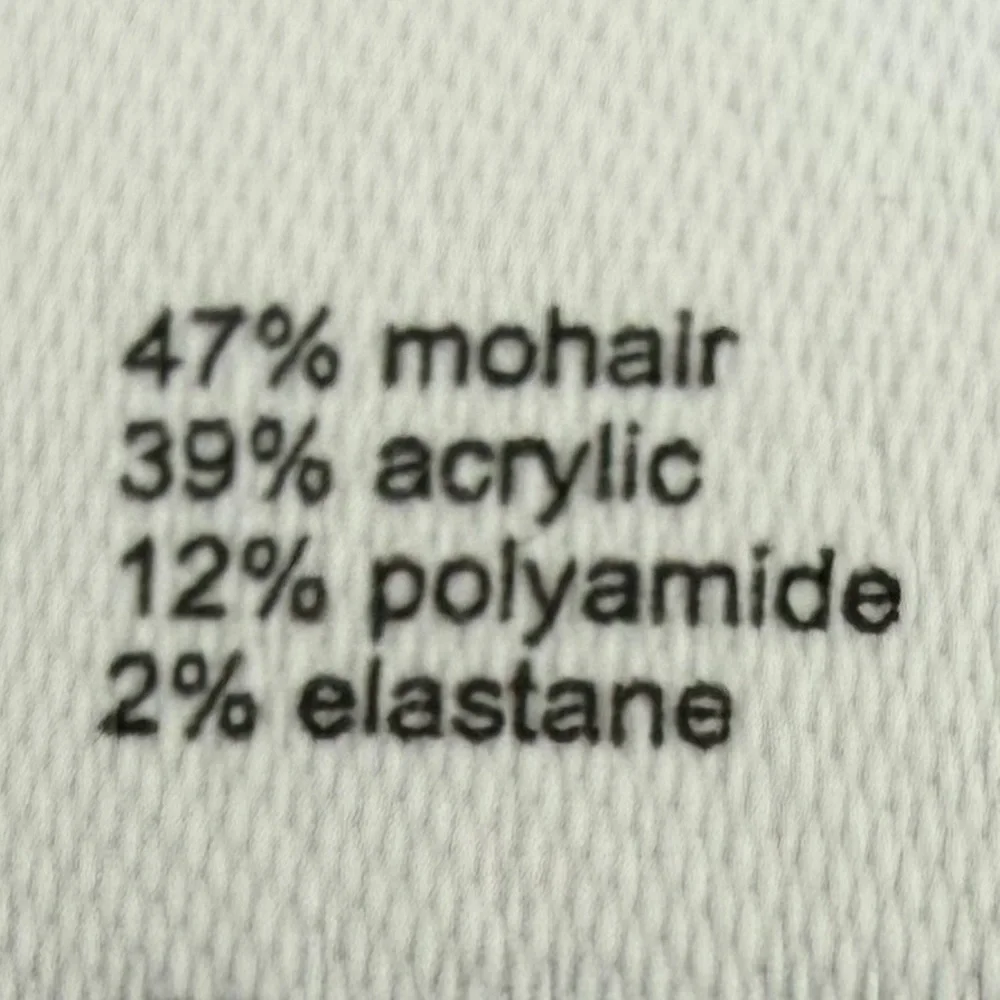 Maje soft feathery