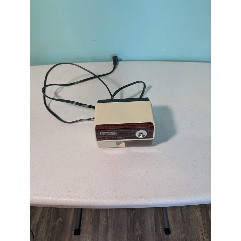 Panasonic Electric Pencil Sharpener Model # KP-110 Vintage Tested Working