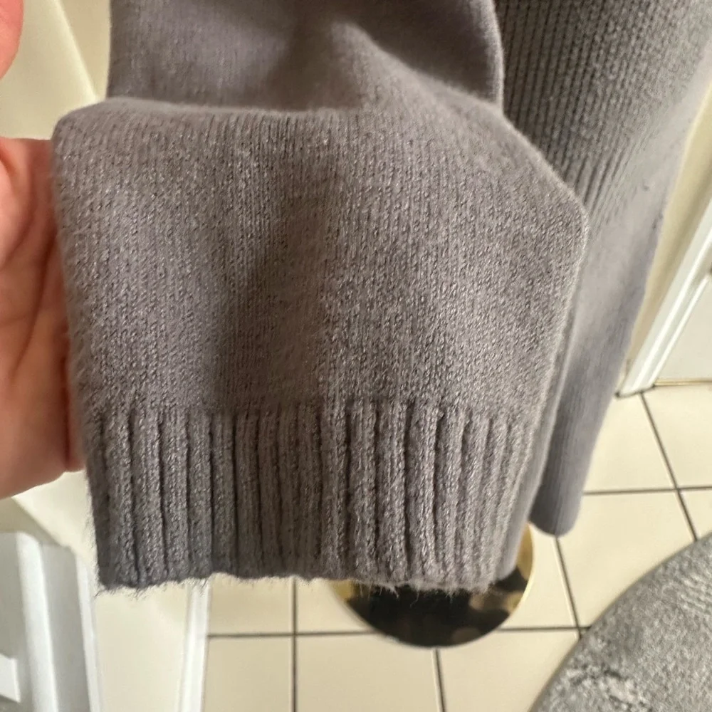 The Limited good belt