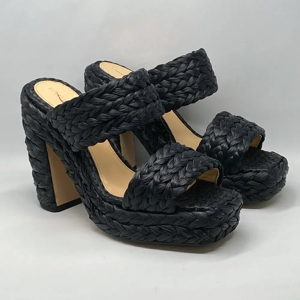 Bottega Veneta never worn