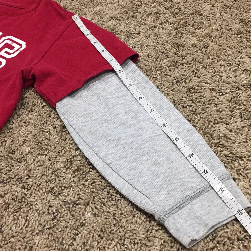 Gap Kids Boy Soccer Sweatshirts Size XS (4-5)