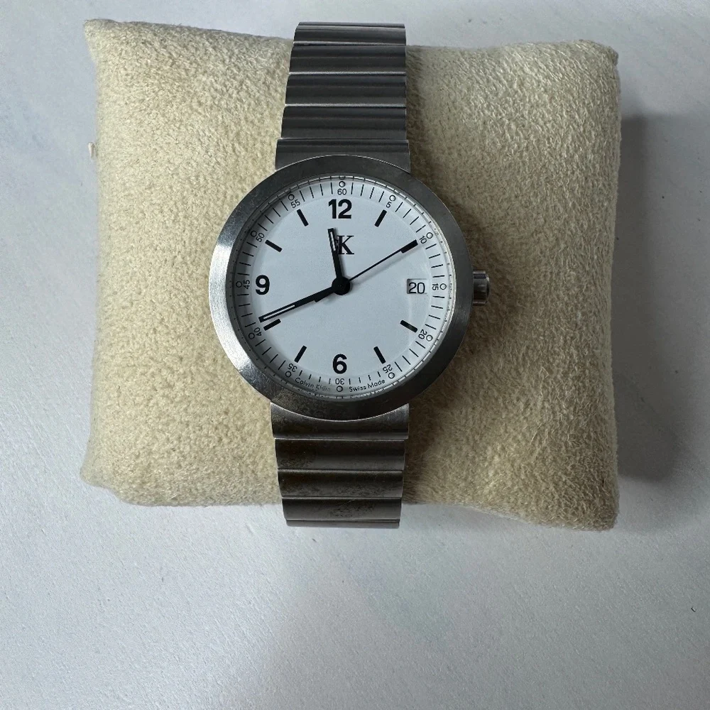 Calvin Klein pre owned