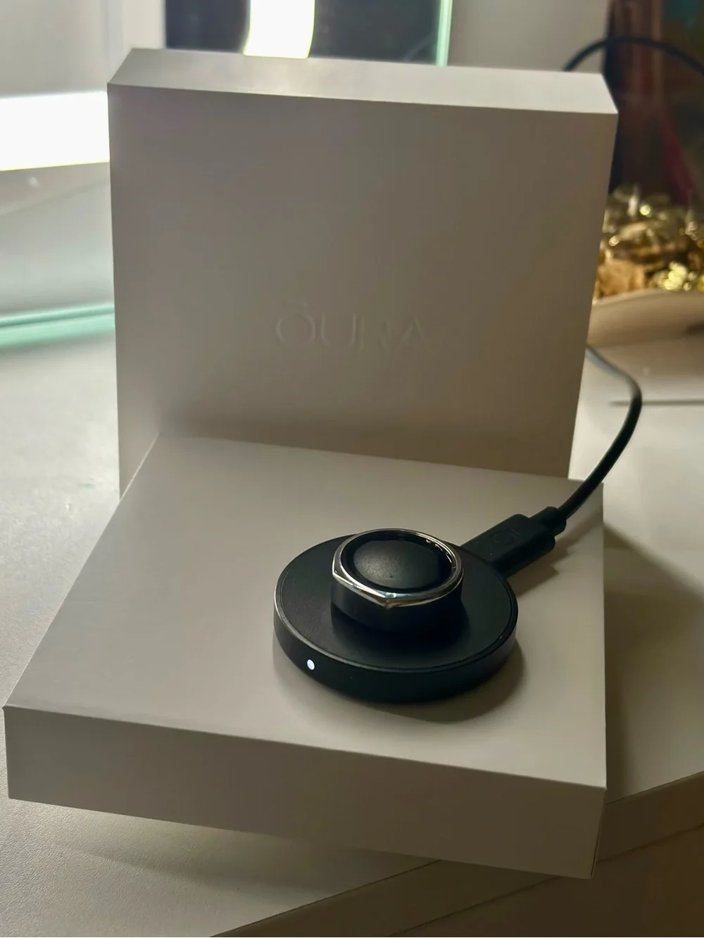 Oura Ring Gen 3 Silver with charger
