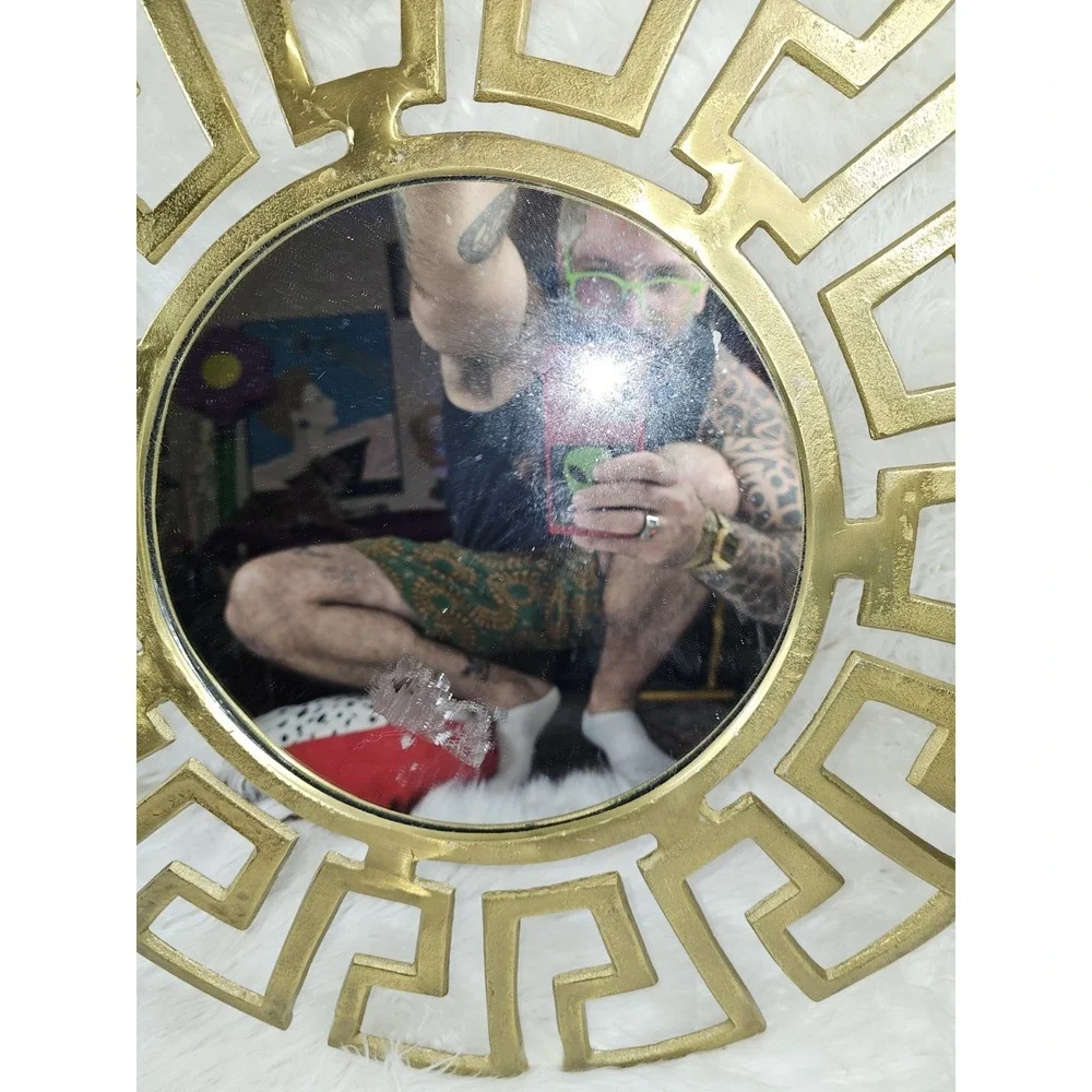 Super Nice Round Art Deco Metallic Mirror Wall Decor