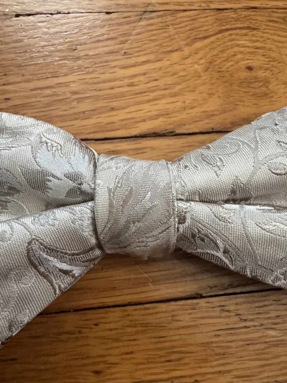 Silver Floral Jacquard Bow Tie