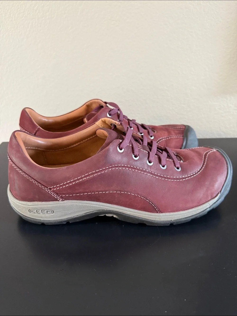 KEEN Women's Burgundy Leather Lace-Up Sneakers