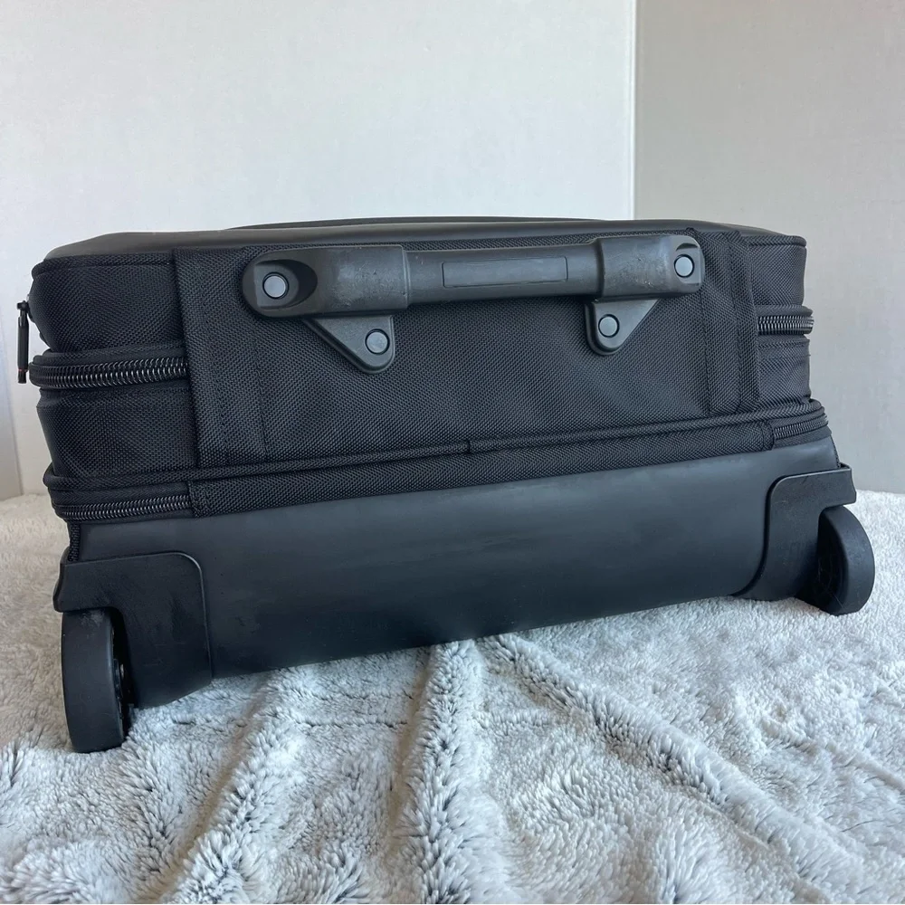 Samsonite Pro 4 DLX 2 Gusset Mobile Office