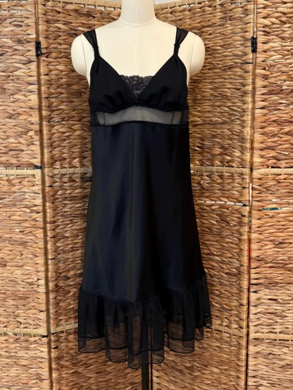 Vintage Victoria's Secret Black Satin & Lace Slip Dress Sz Medium Indie Romantic