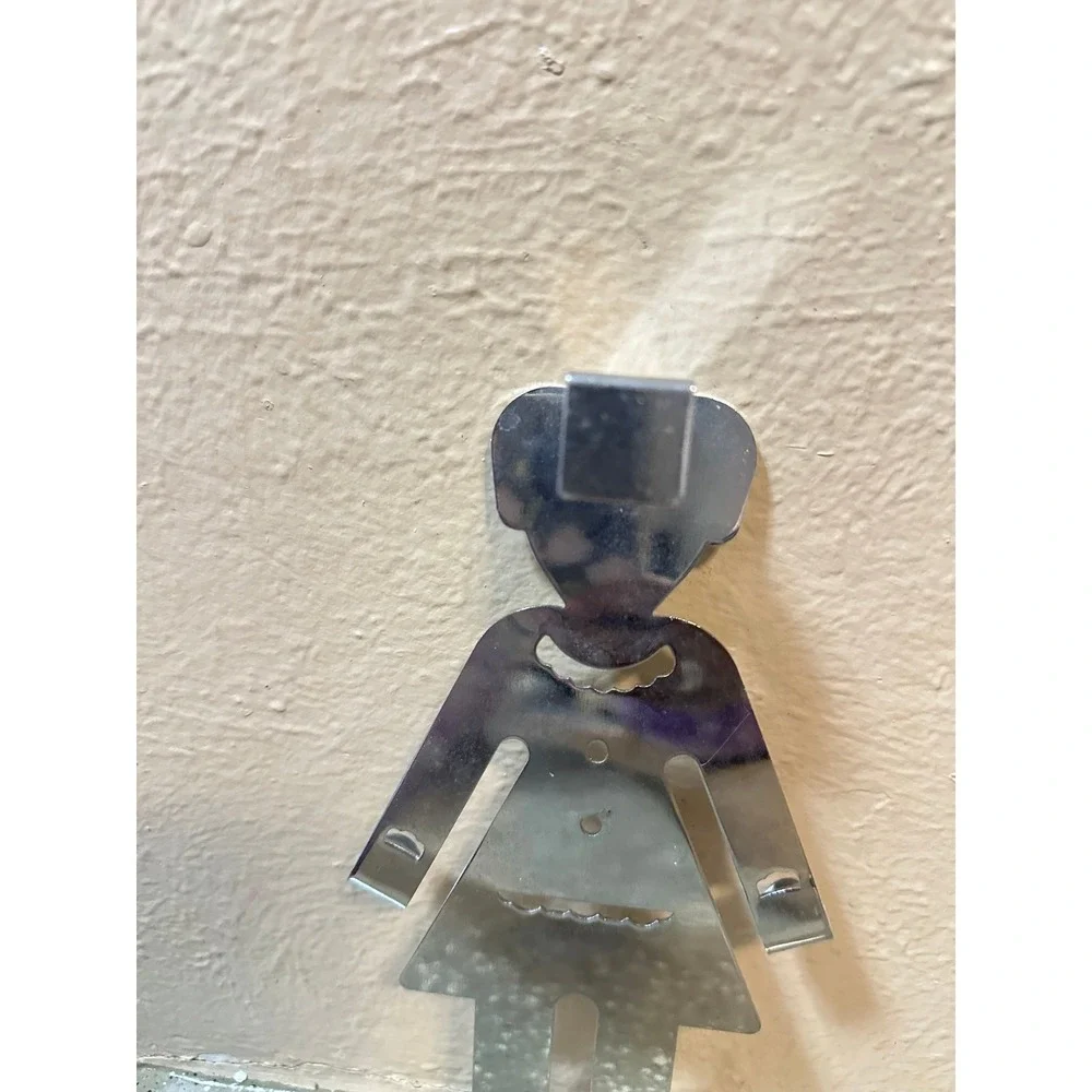 Metal Girl Over-the-Door Hook‎ – Silver Decorative Wall/Closet Hanger