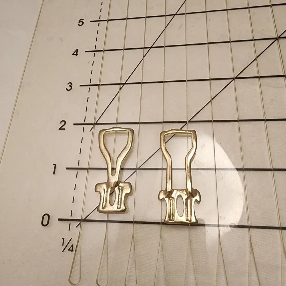Unbranded #7640 gold