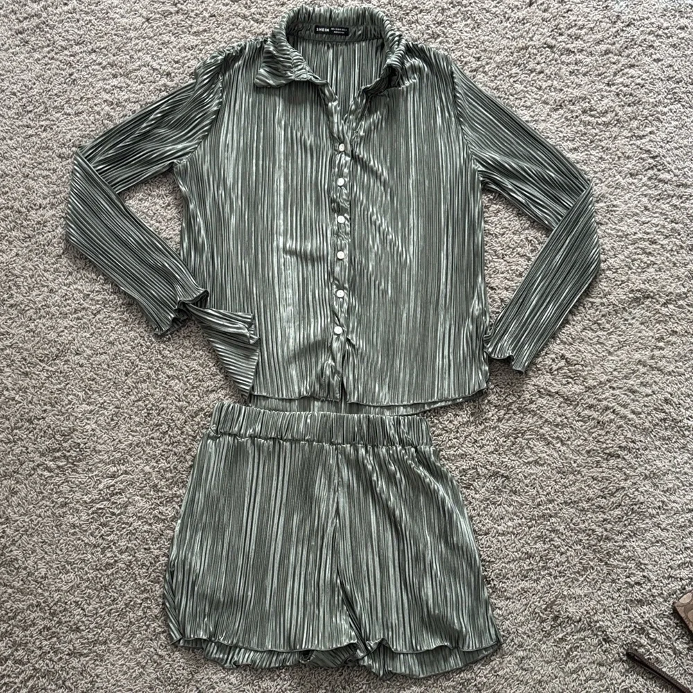 SHEIN this two