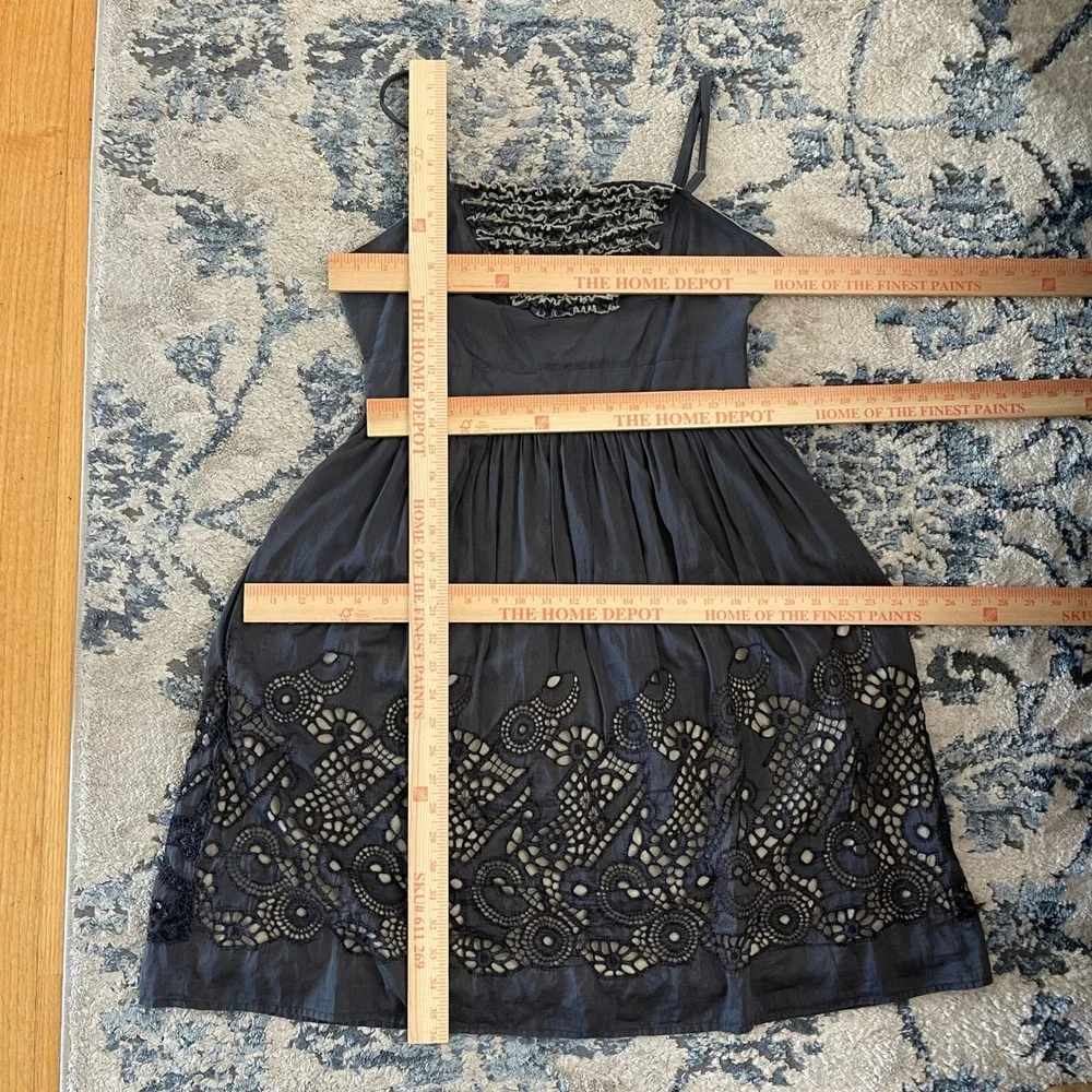 Sina Burlapp summer 100% feminine