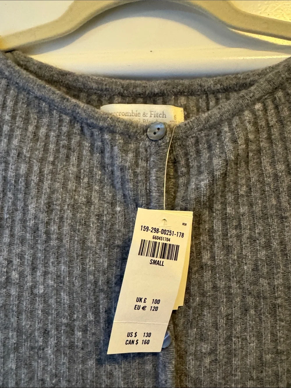Abercrombie & Fitch soft ribbed