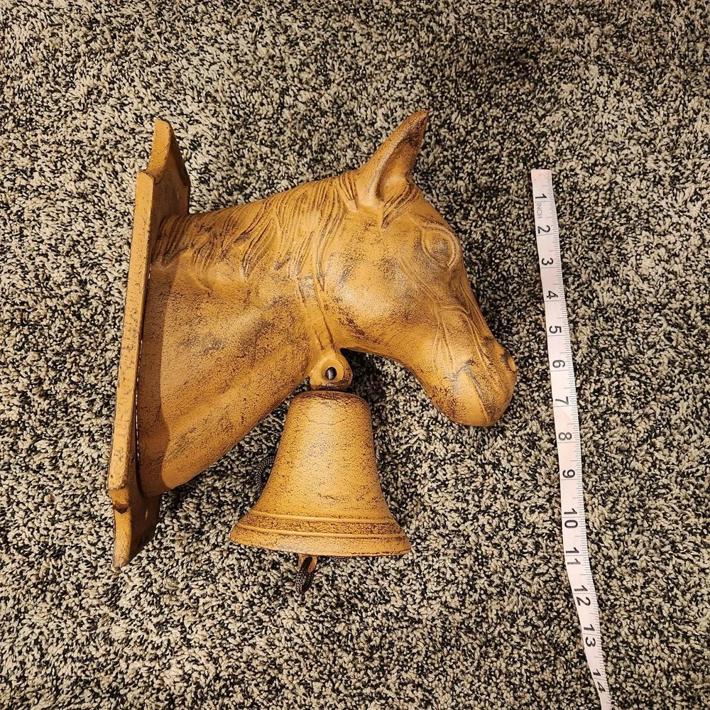 Cast iron horse head bell. Vintage equestrian decor.