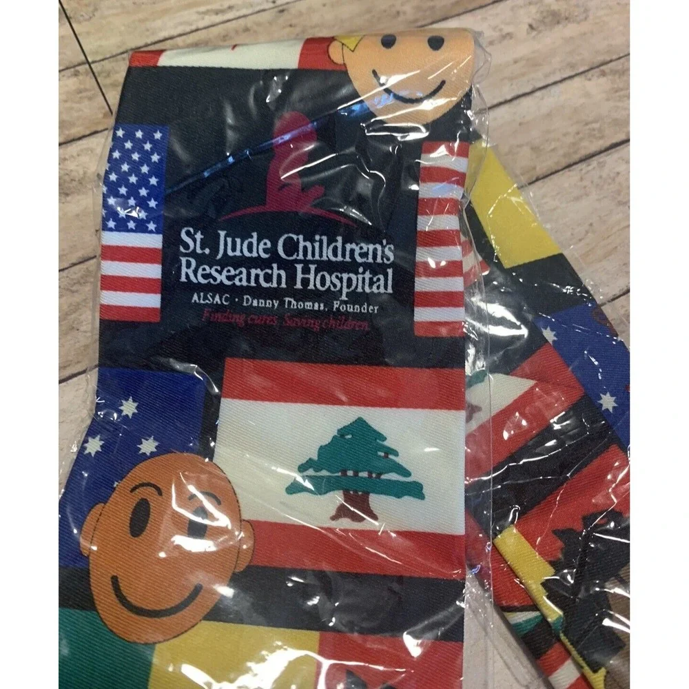 Vintage St.‎ Jude's Tie International Flags & Faces BRAND NEW IN PACK VINTAGE