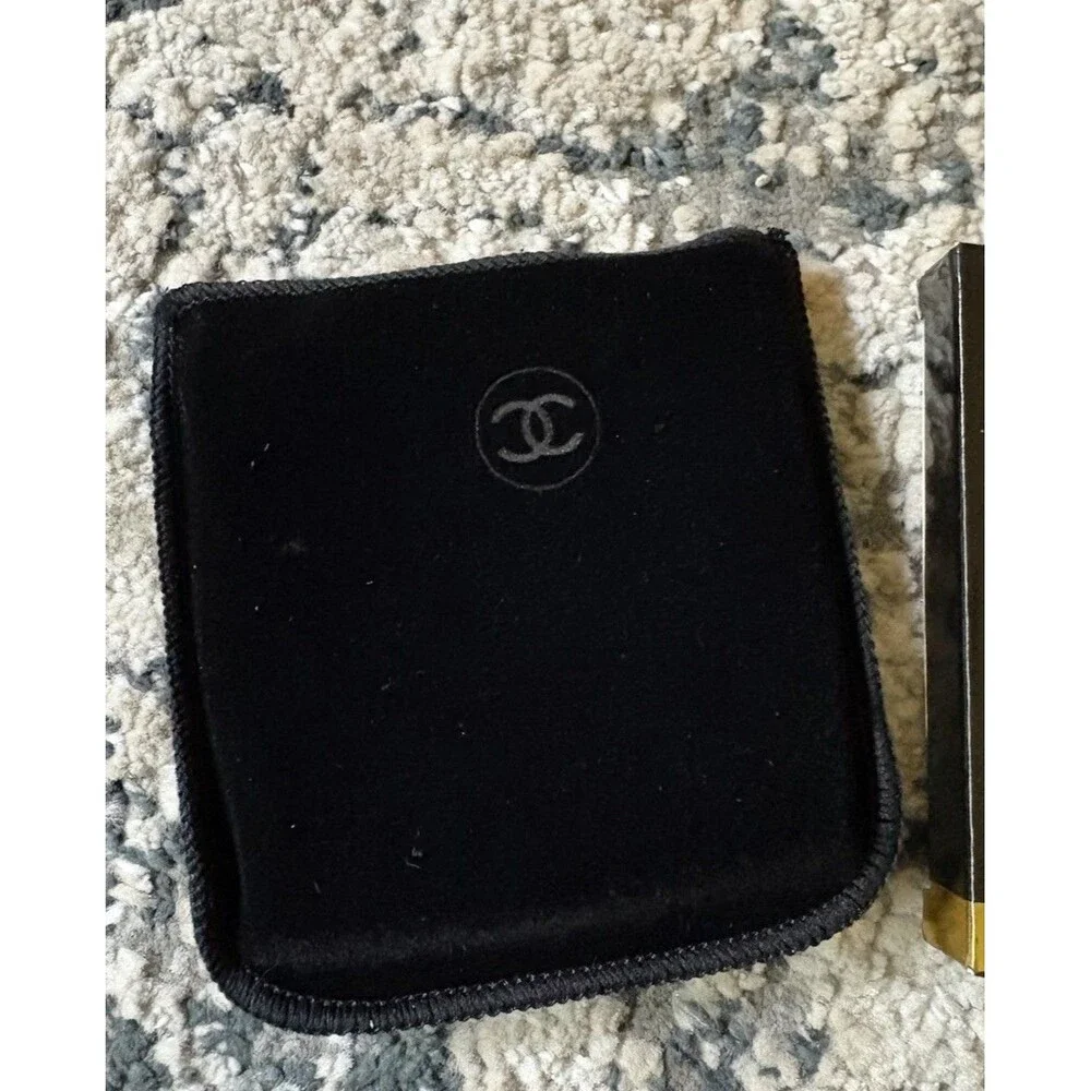 Chanel Double Mirror Pink With Velvet Pouch 111 Ballerina With Foundation Sample
