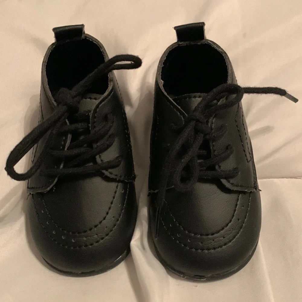 NWOT Black Oxford Dress Toddler Shoes with Smooth Finish Size 3T