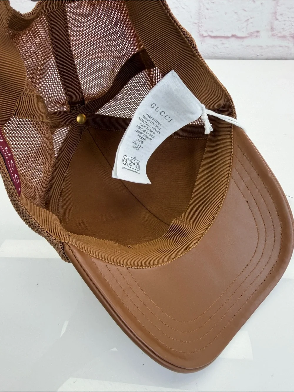 Gucci nwt brown