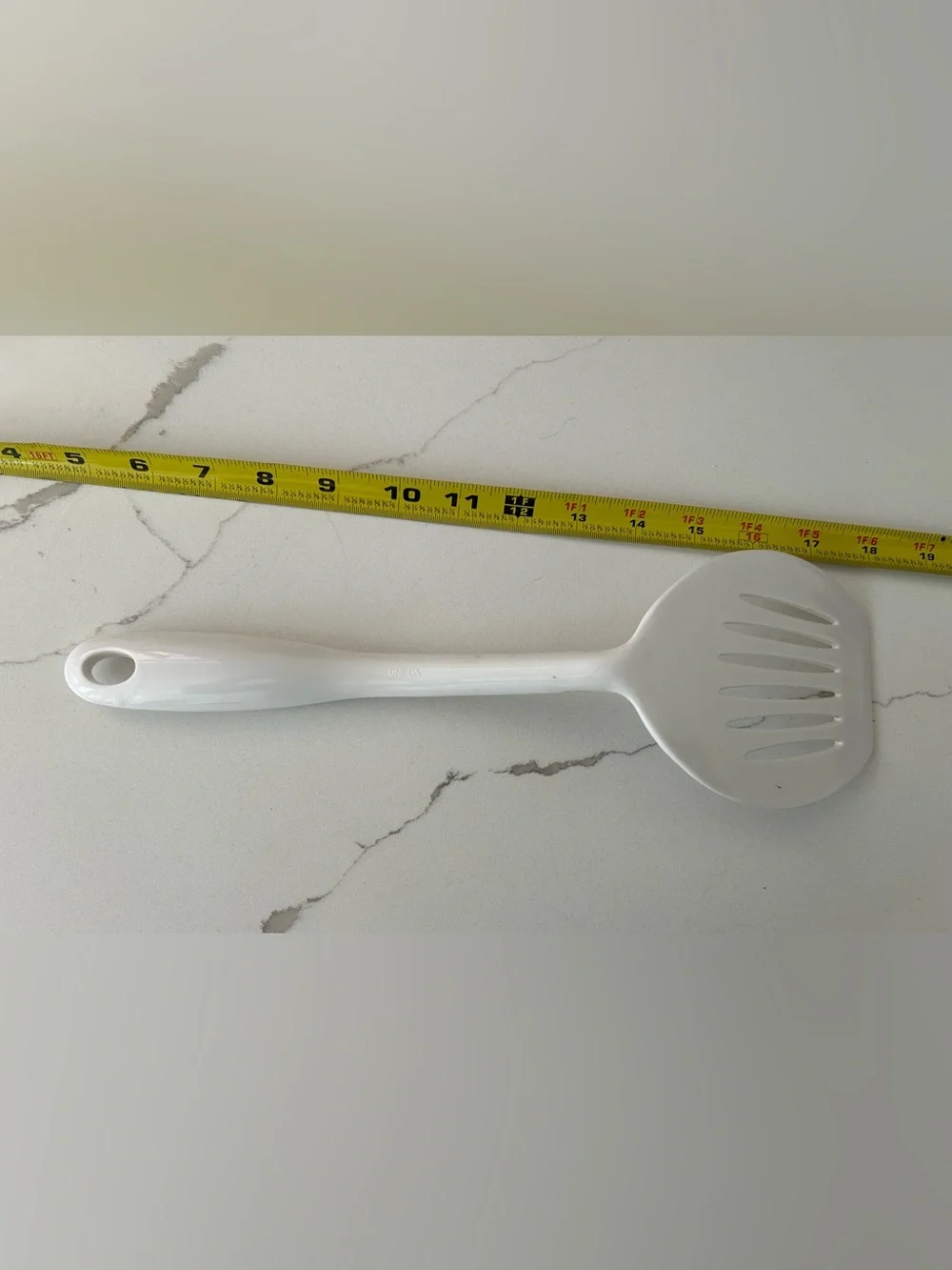 Oneida White Nylon Slotted Turner Spatula 17” Large Heat Resistant USA Kitchen