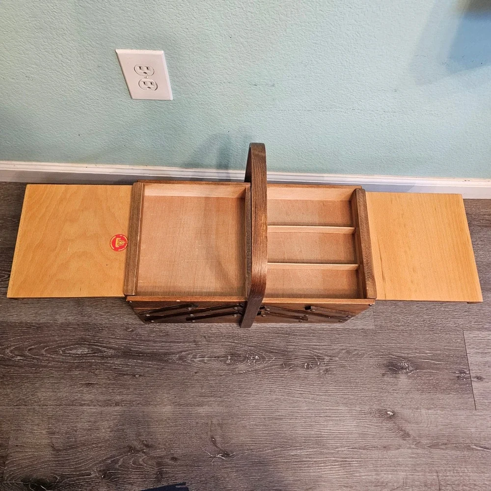 Vintage Strommen Bruk Norway MCM Accordion Wood Sewing Box Craft Storage Caddy