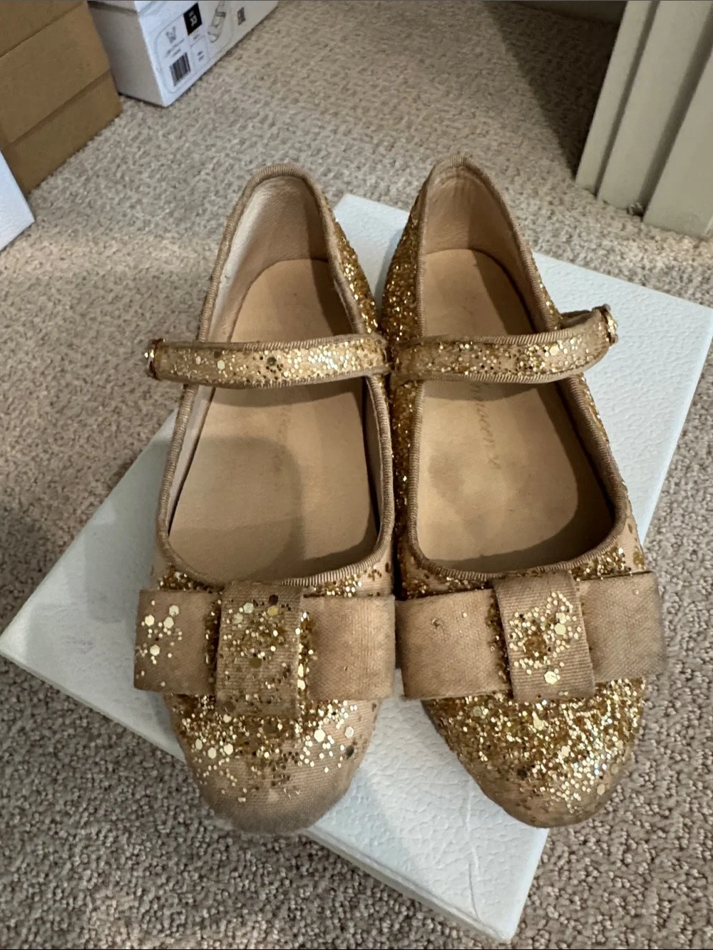 age of innovence elegant gold
