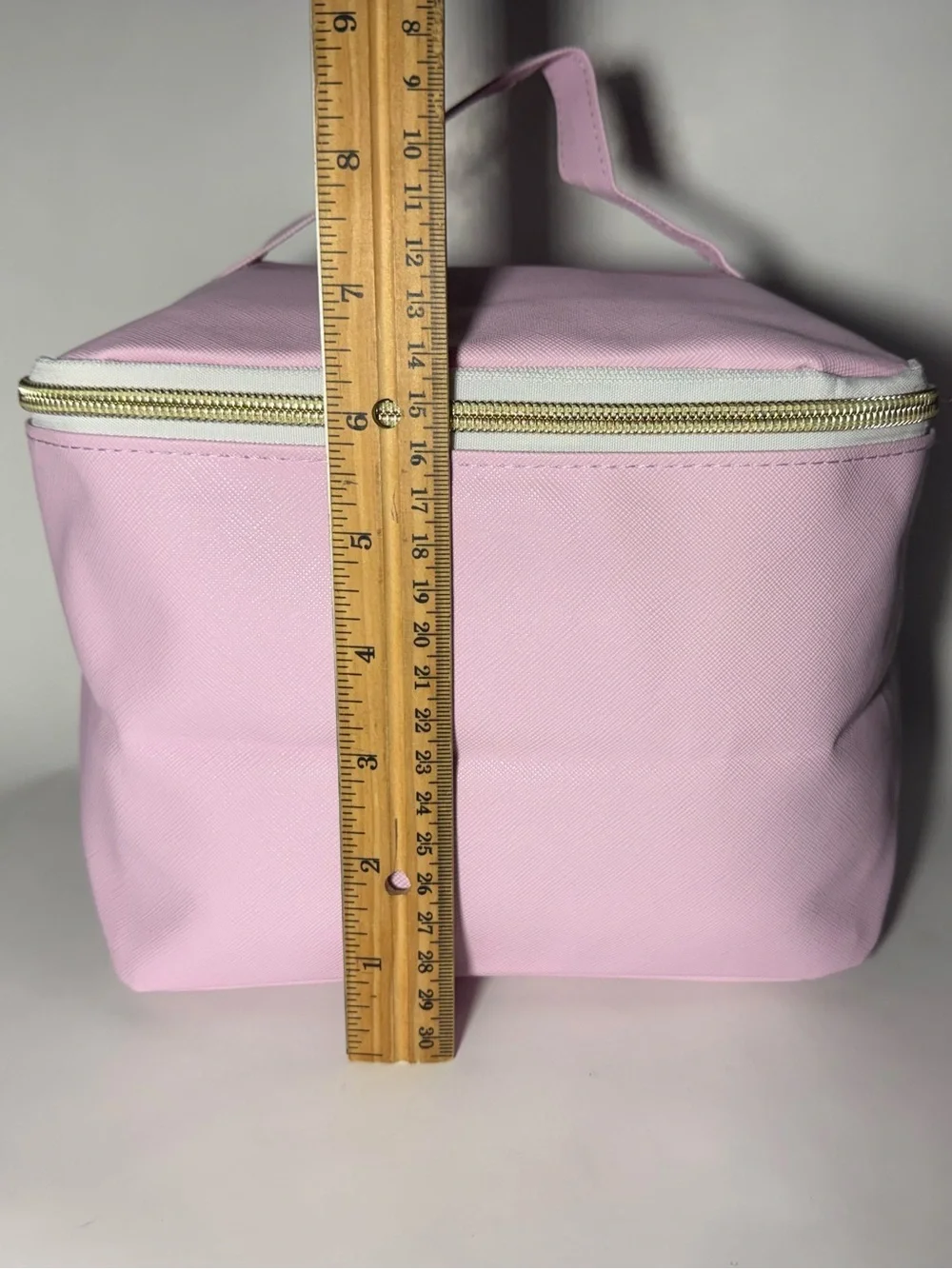 Sassy + Chic nwt large