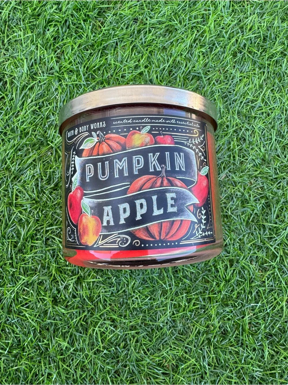Bath & Body Works Pumpkin Apple 3-Wick Candle - Red & Orange