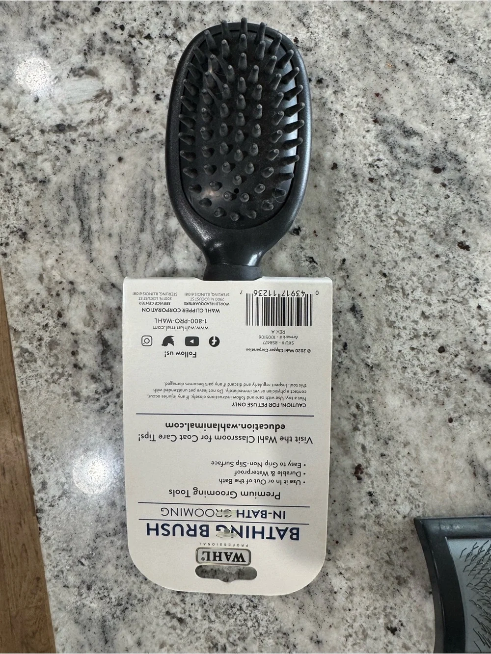 Wahl Black & Gray In-Bath Dog Bathing Brush