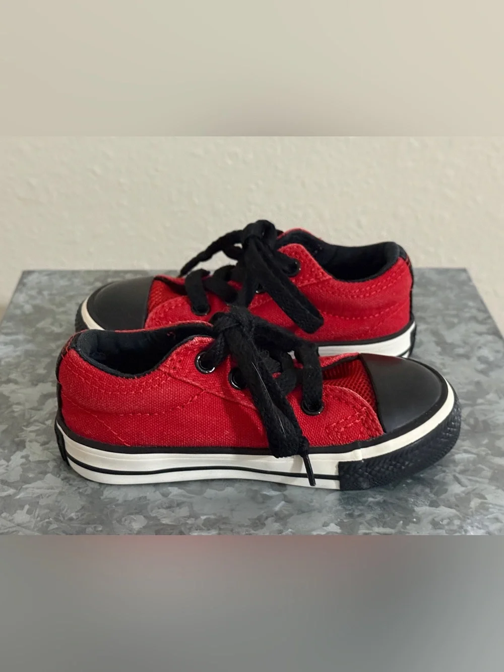 Converse All Stars Kids Red Canvas Sneakers with Black Accents, Size 6