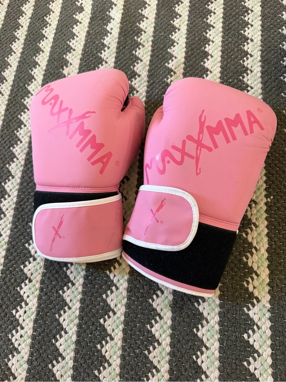 MaxxMMA Pink Boxing Gloves Sparring Training Punching Bag Gloves