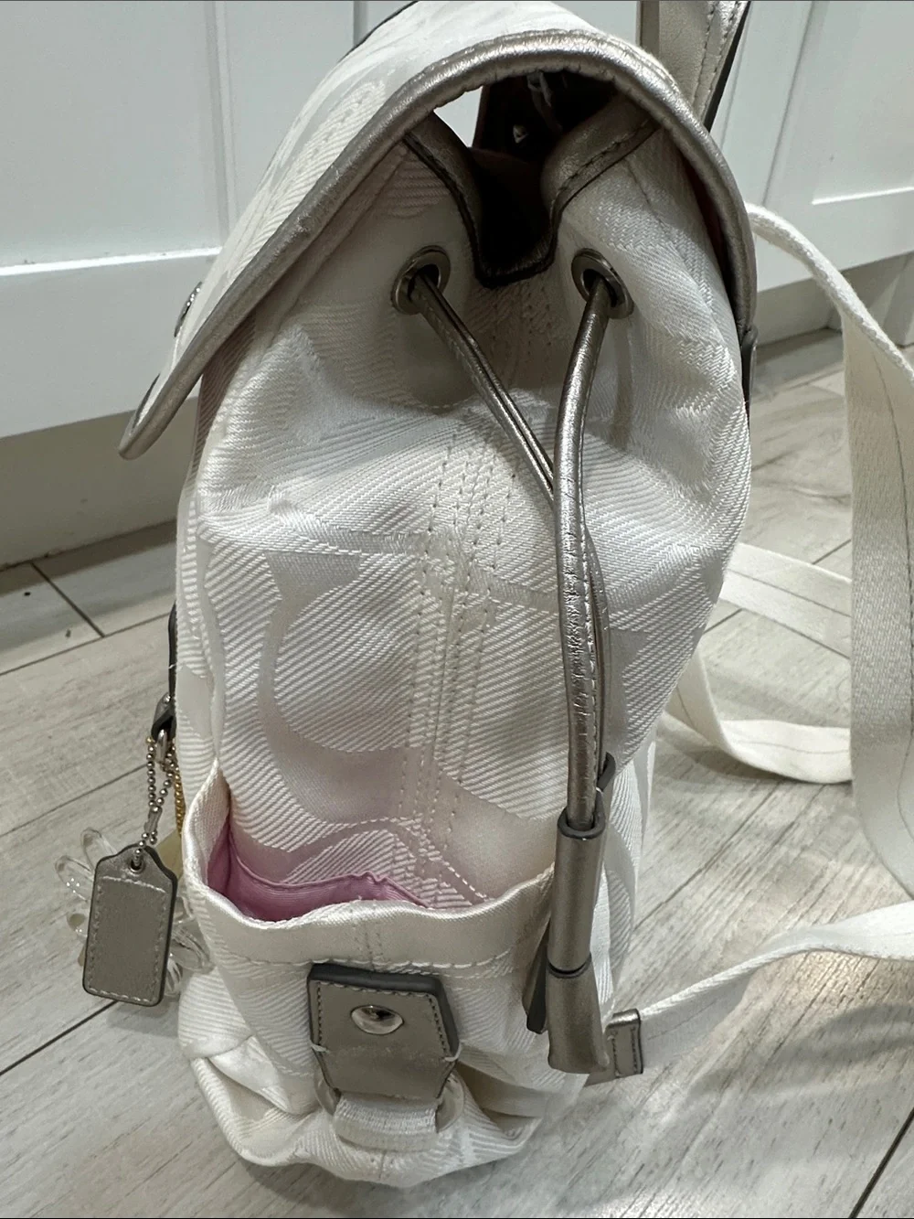 Coach signature white