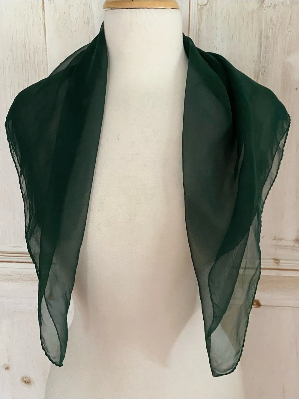 N/A 27” square