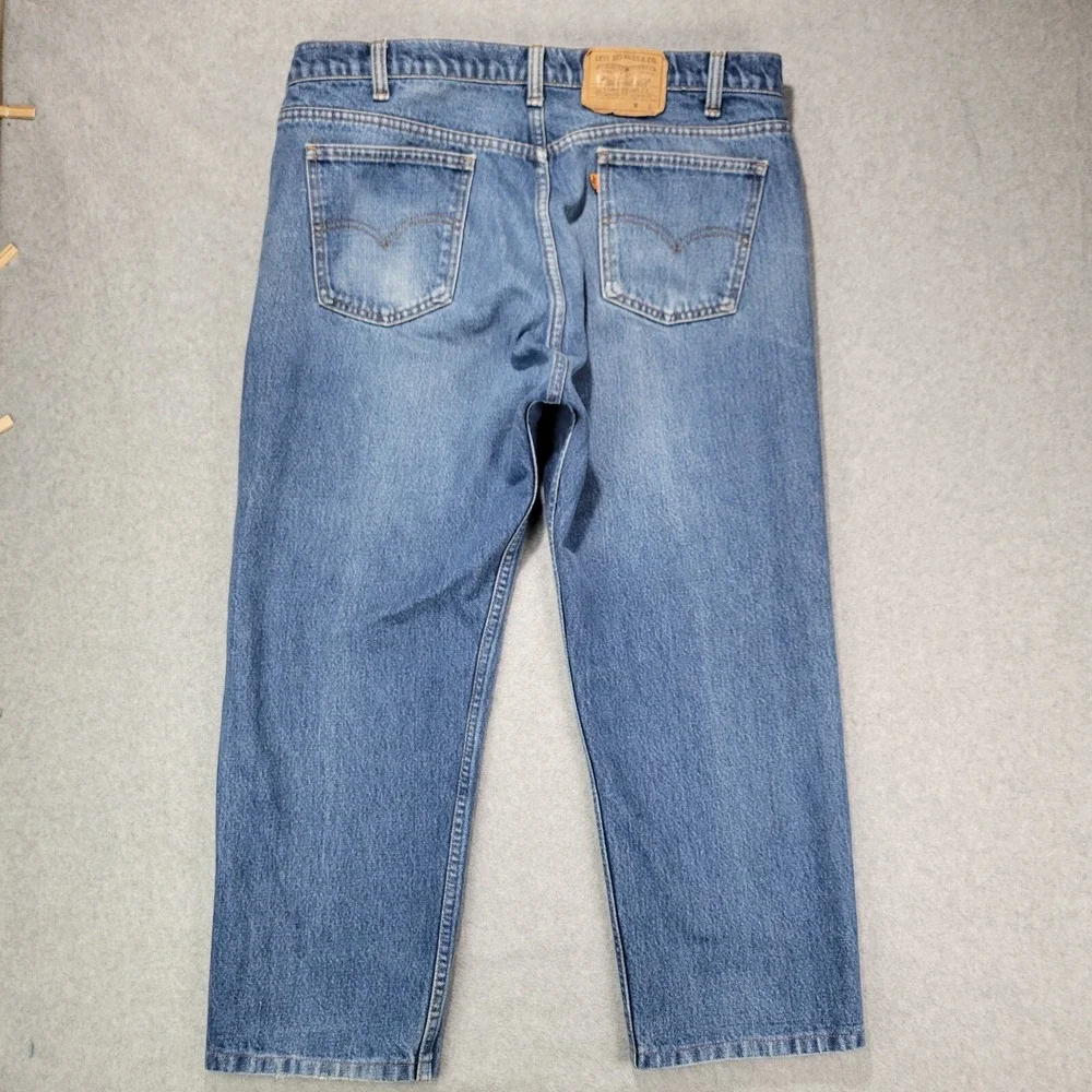 Levis tapered 25