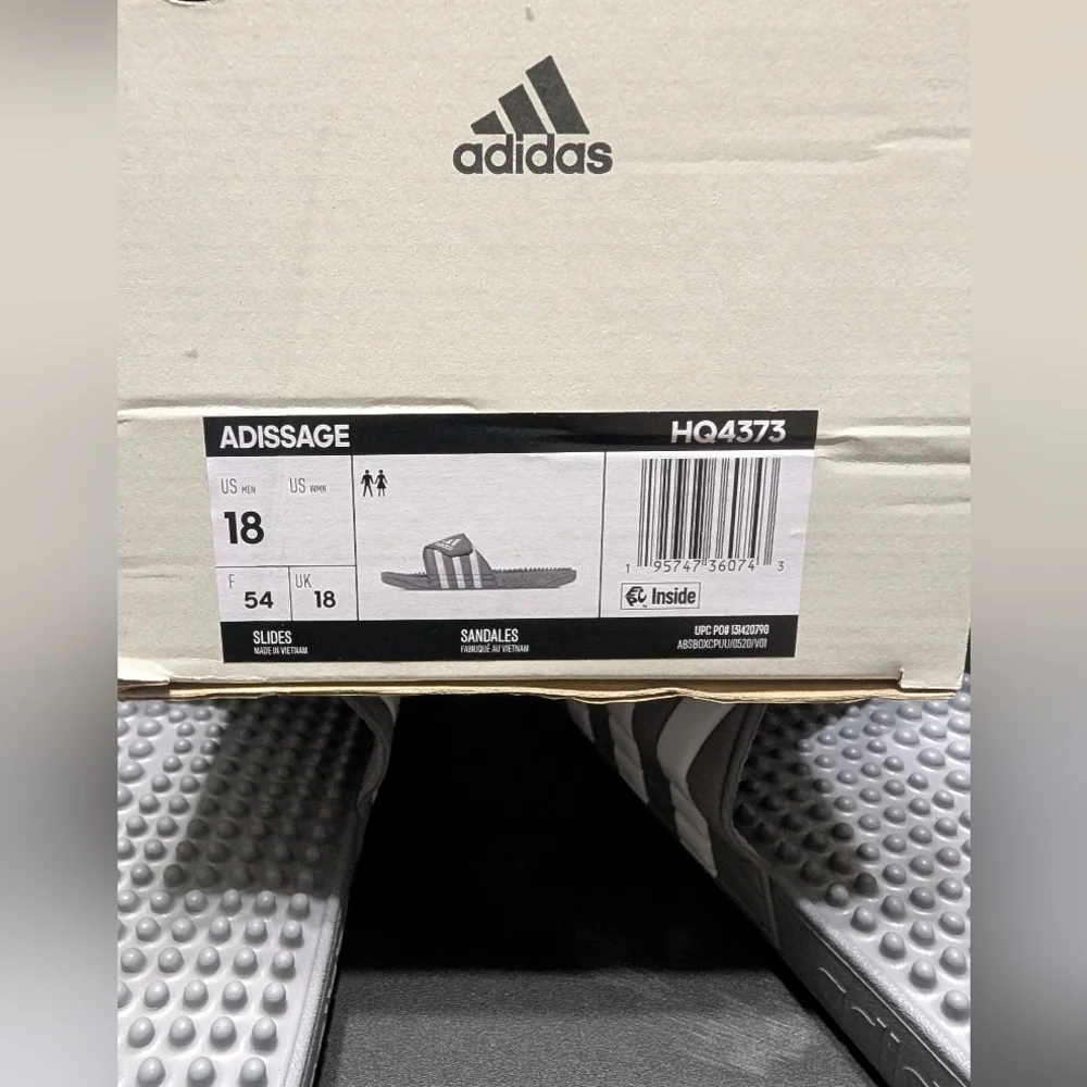 adidas comfortable slide