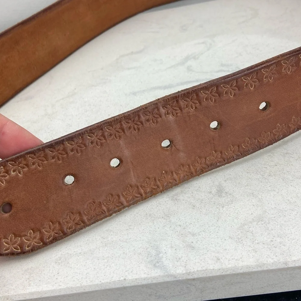 Vintage 70’s Tooled and Hand Painted Leather Belt Brown