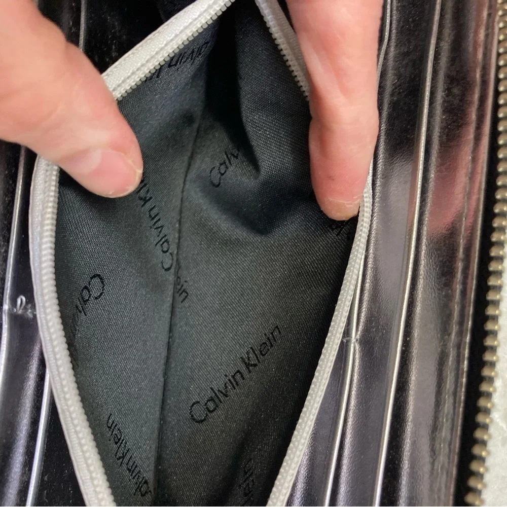 Calvin Klein gently used