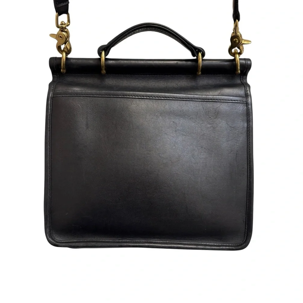 Coach vintage black leather 9927 Dominican Republic Willis bag