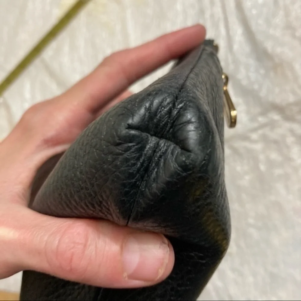 Michael kors black leather mini bag wristlet adorable