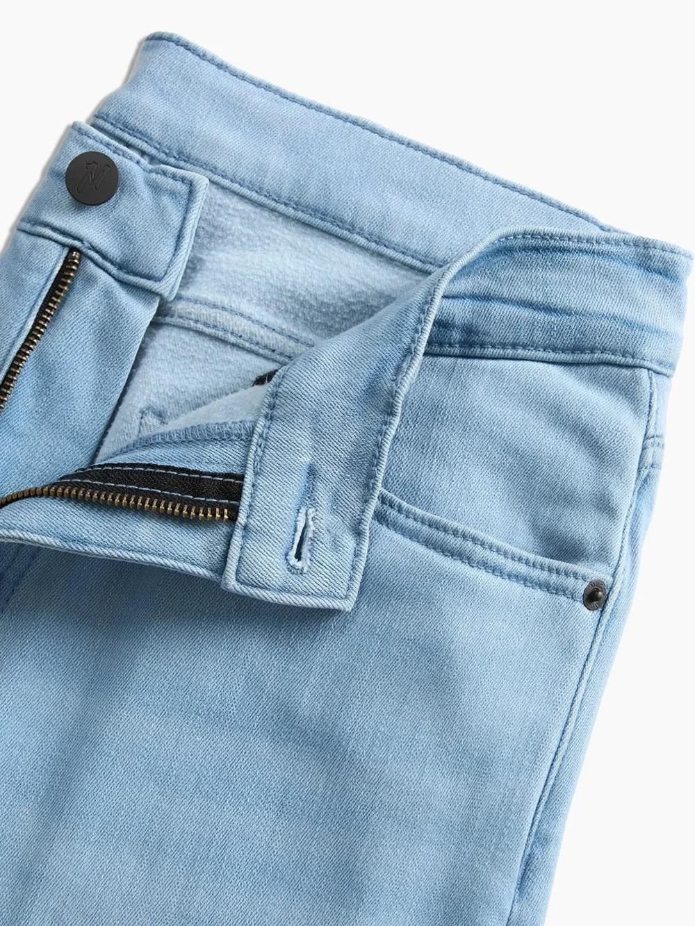 Mugsy Jeans it’s fresh