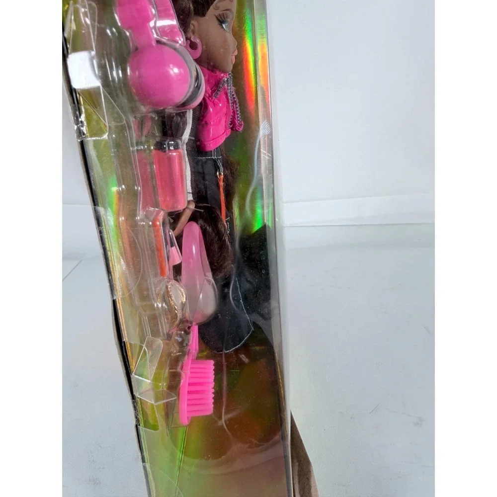 MGA Entertainment box ripped