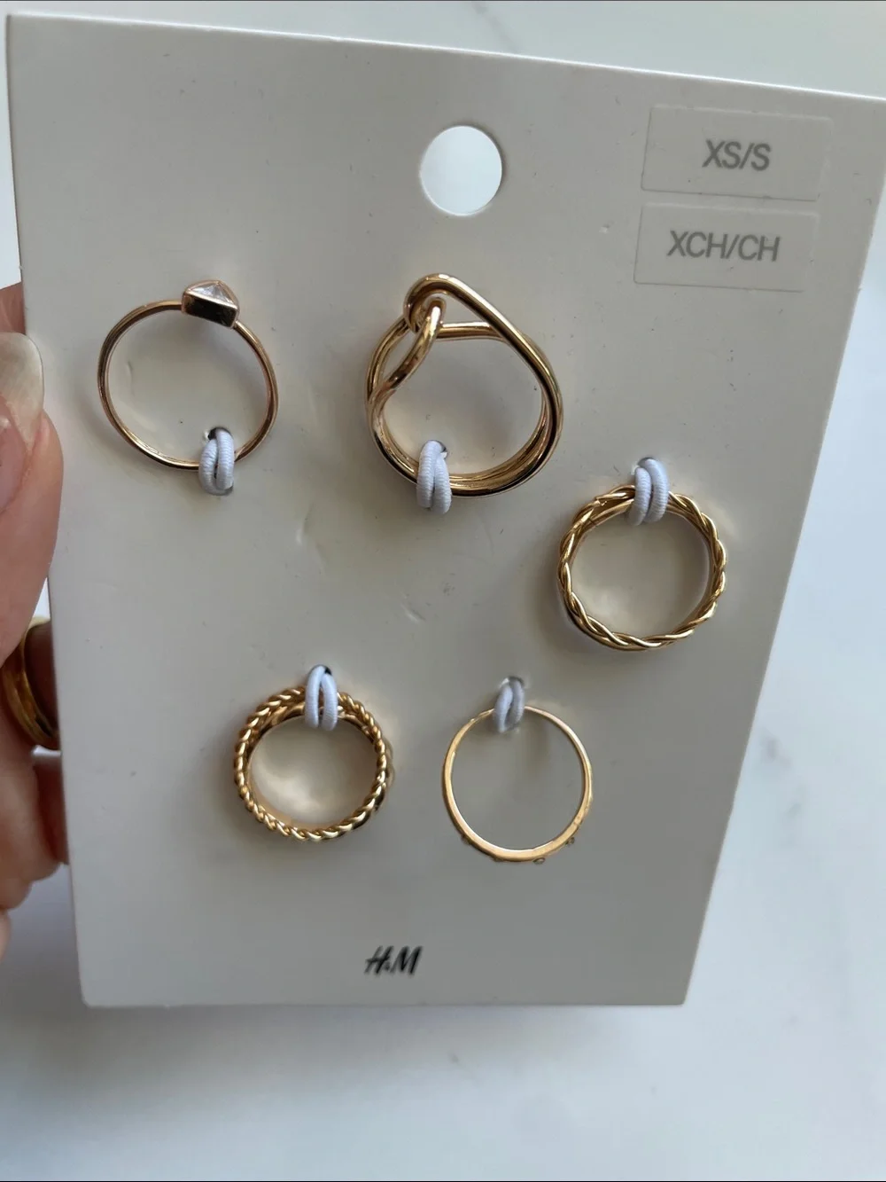 H&M looks bands ring