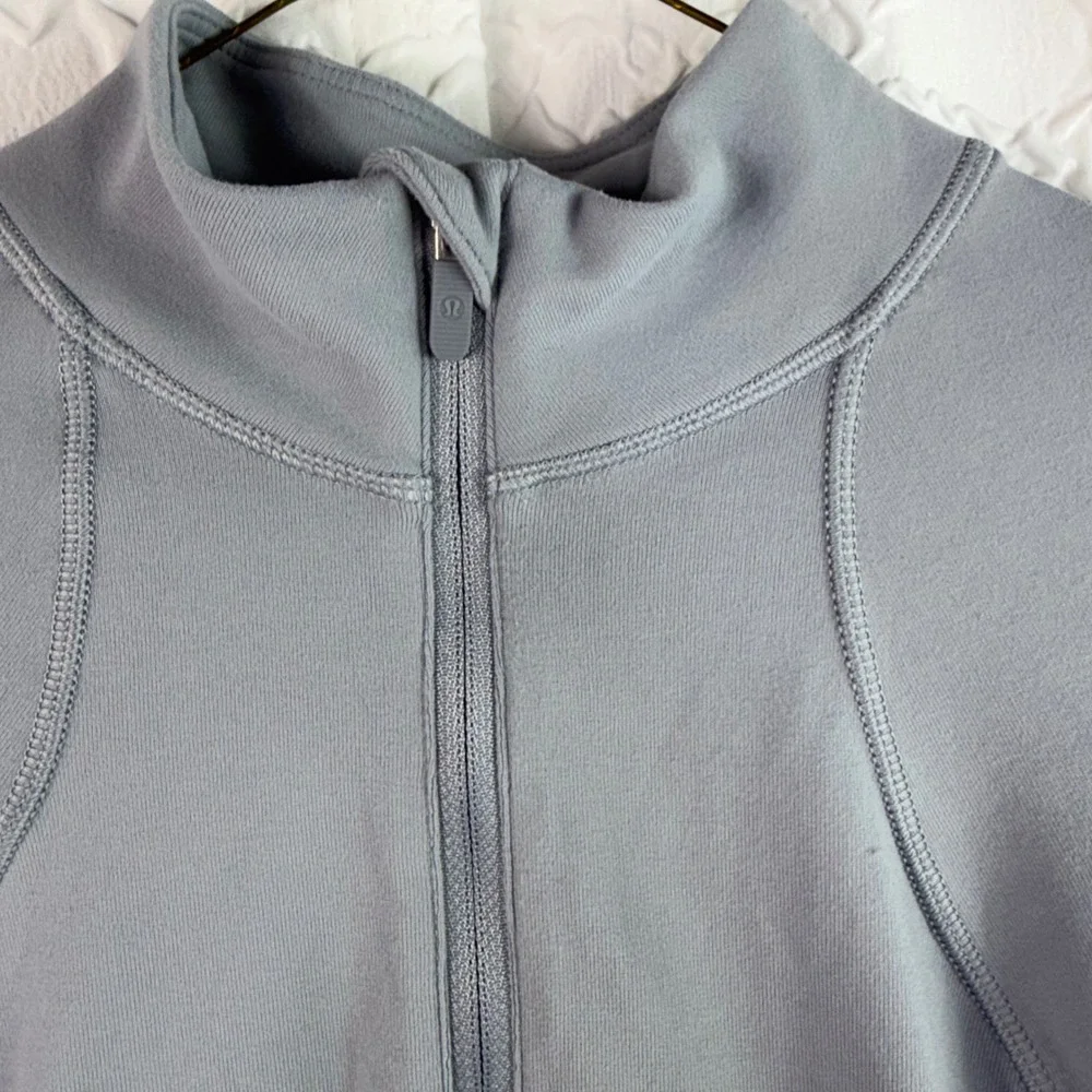 lululemon athletica lululemon it
