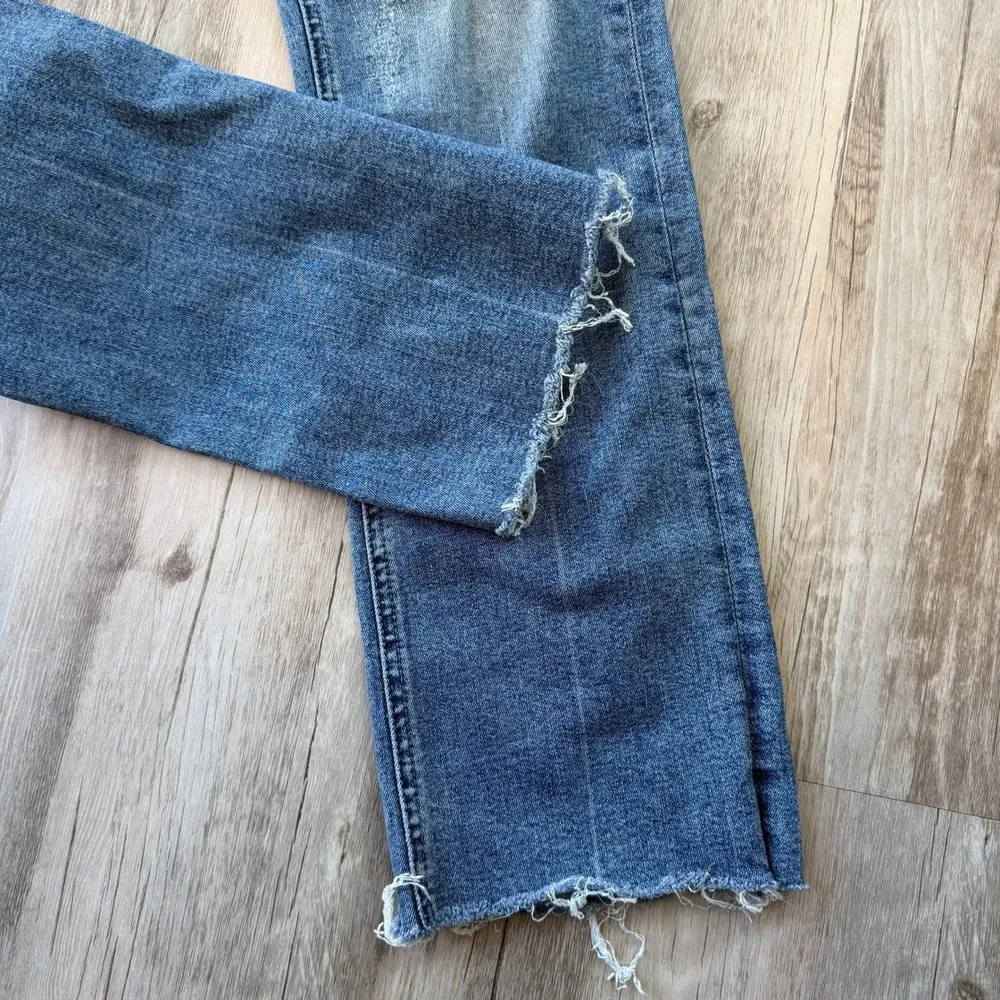 MOTHER Dazzler Mid Rise Ankle Fray Jeans Living In Circles Blue Distressed 28
