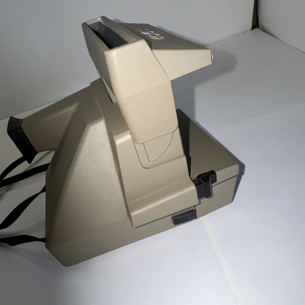 Polaroid functional charm