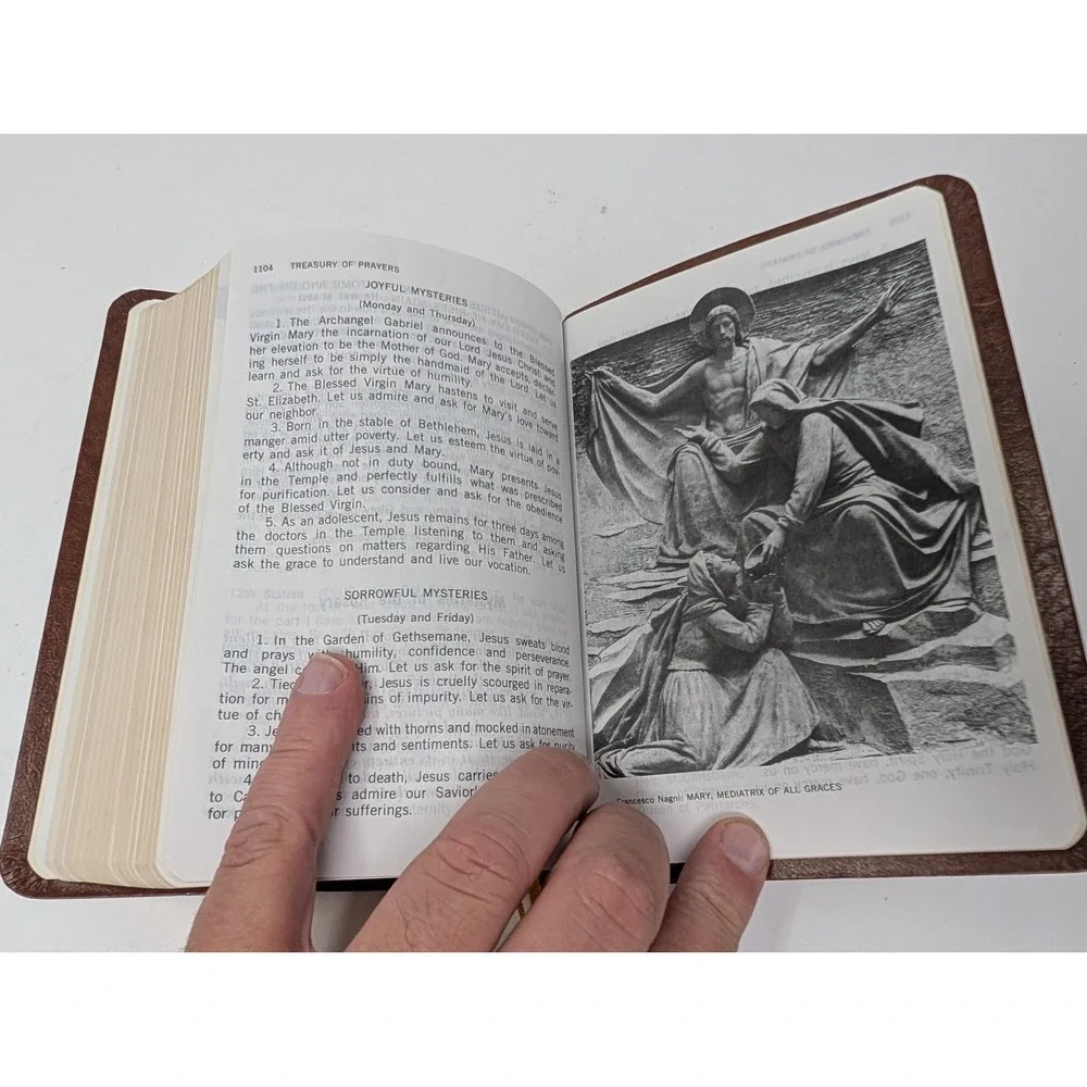 The Vatican II Sunday Missal Roman Faux Leather Brown Hardcover St Paul Editions